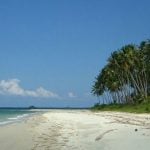 psdir halus dipantai trikora