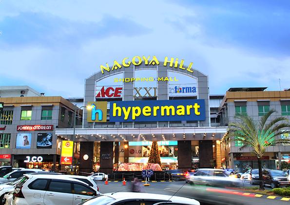 Pusat perbelanjaan nagoya hill batam